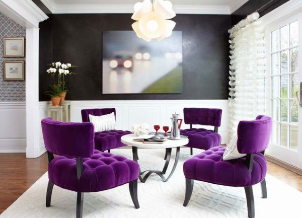 Stunning-room-in-black-and-white-with-purple-chairs-for-an-extravagant-look